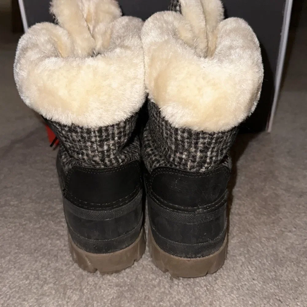 Storm by Cougar “Cabin” Rain/Snow Boots!
